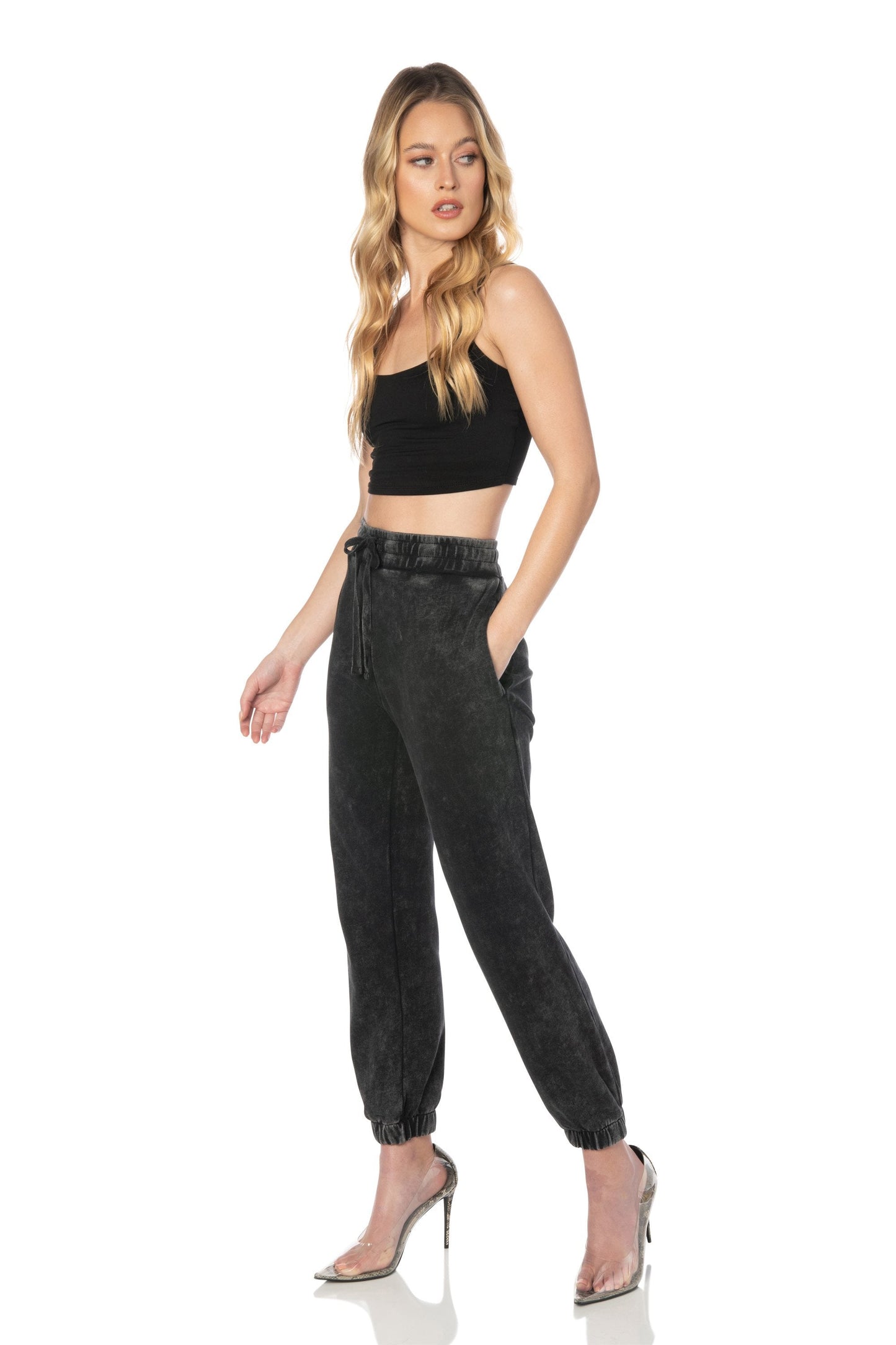 Black Crop Top V Strap Back Tops HYPEACH