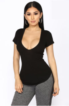 CAMISETA LENORE DEEP V - NEGRO2