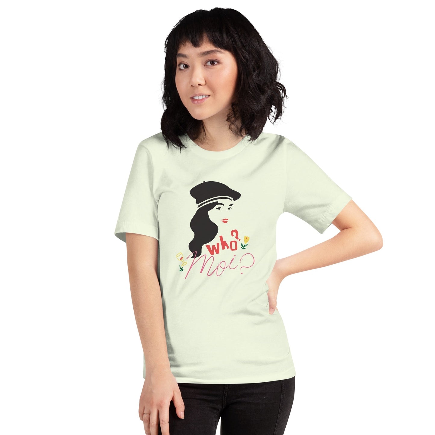 Emily in Paris Moi Adult T-Shirt