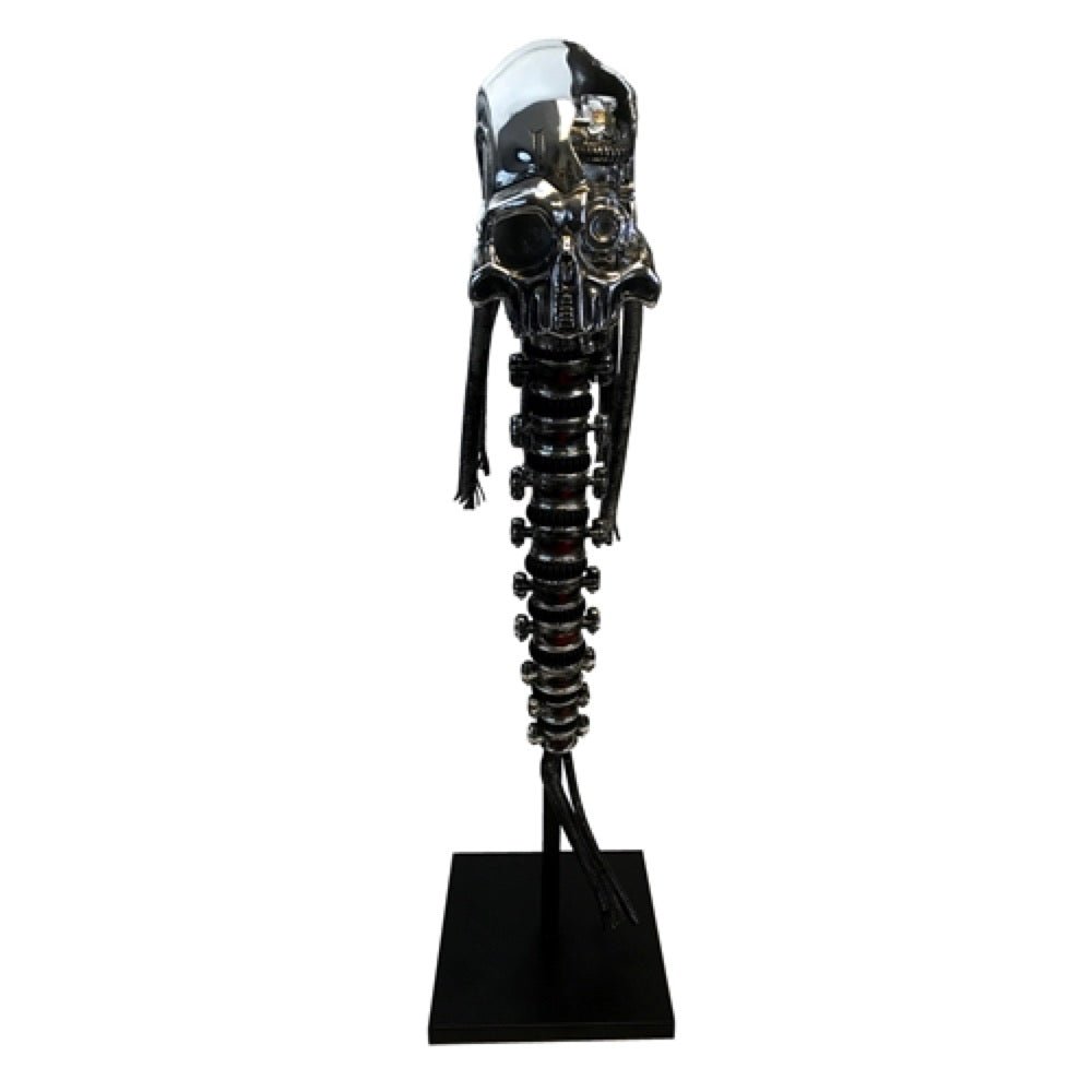 Star Trek: First Contact Borg Queen Skull Signature Edition Prop Replica