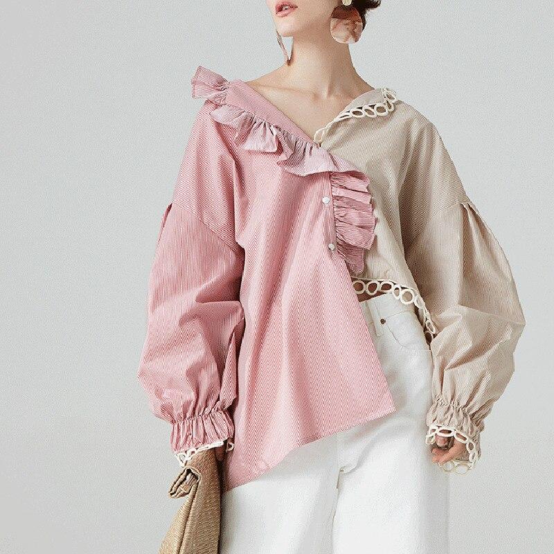 Nueva elegante camisa de retazos con cuello en V y manga con volantes